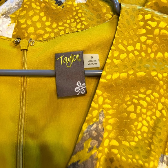 Taylor brand Dress - Picture 7 of 10
